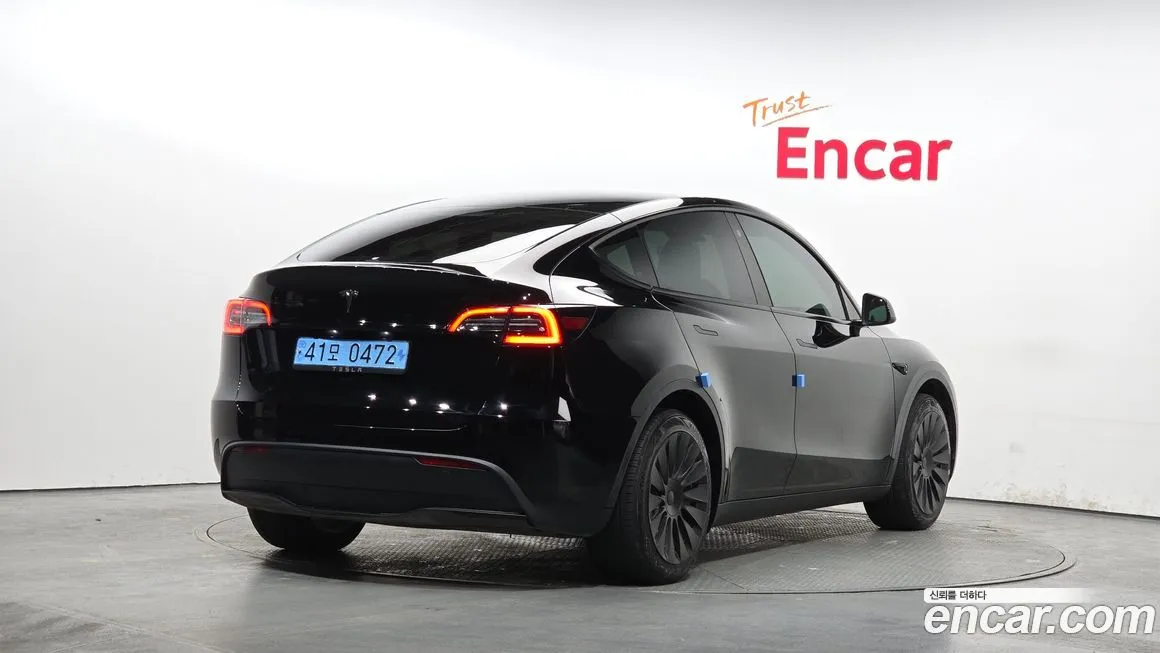 Tesla Model Y — фото 2