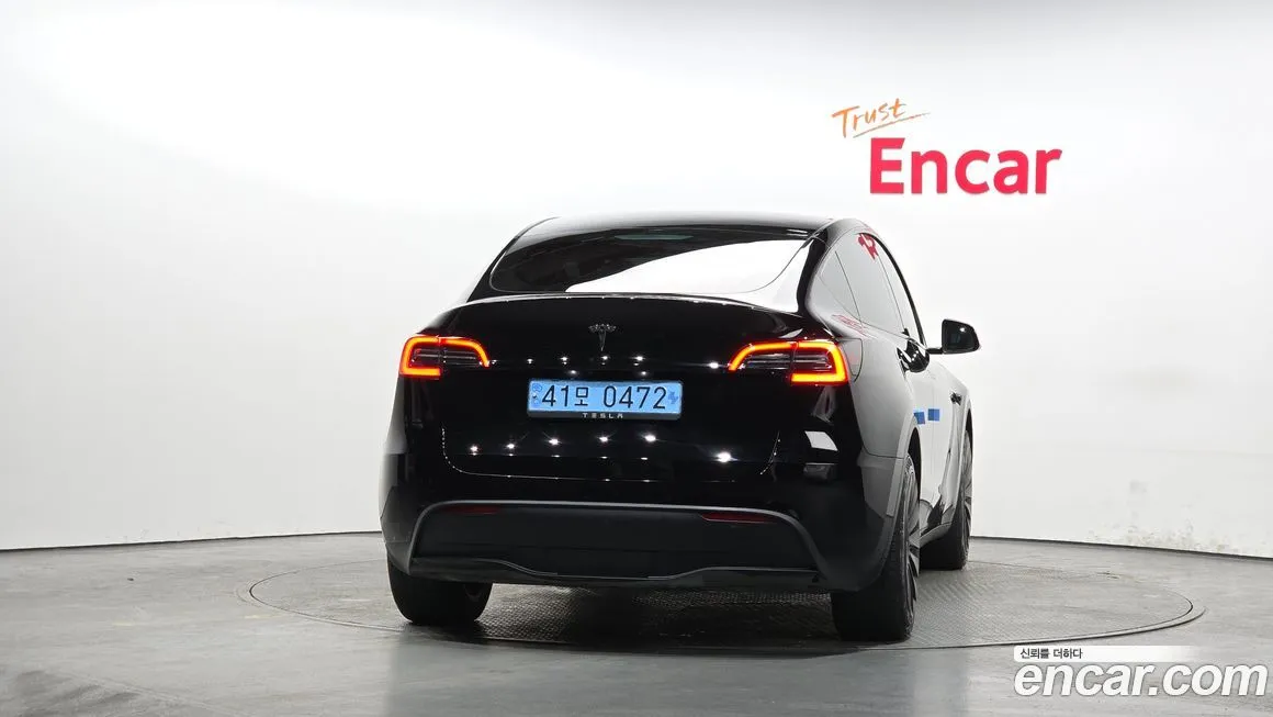 Tesla Model Y — фото 4