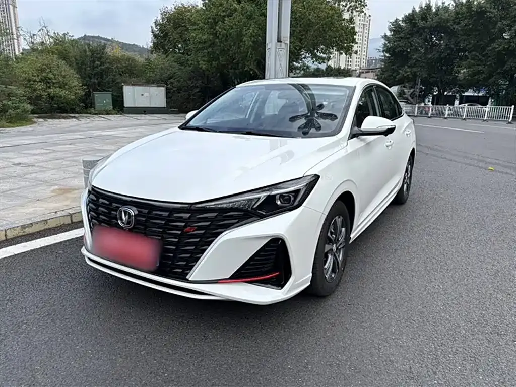 Changan Eado 2024 из CN, фото 2