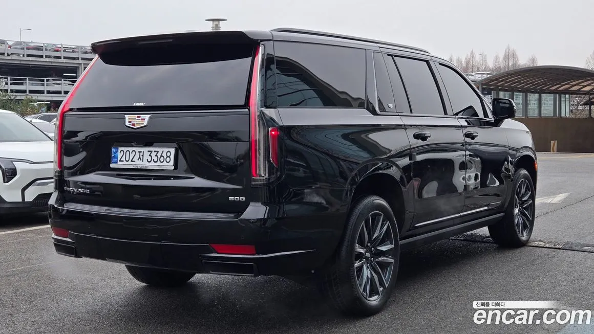 Cadillac Escalade 2022 из KR, фото 9