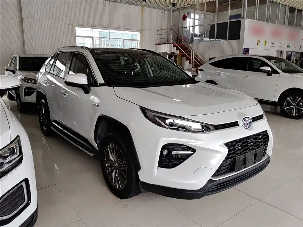 Toyota Wildlander 2023 из CN, фото 4