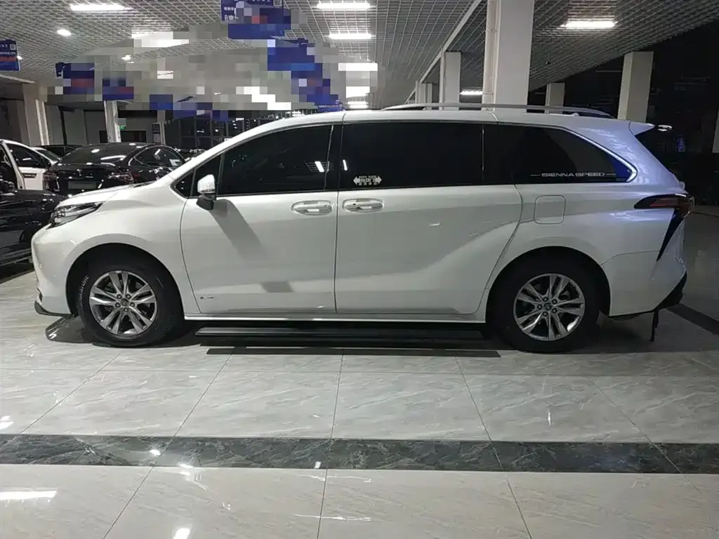 Toyota Sienna 2025 из CN, фото 5