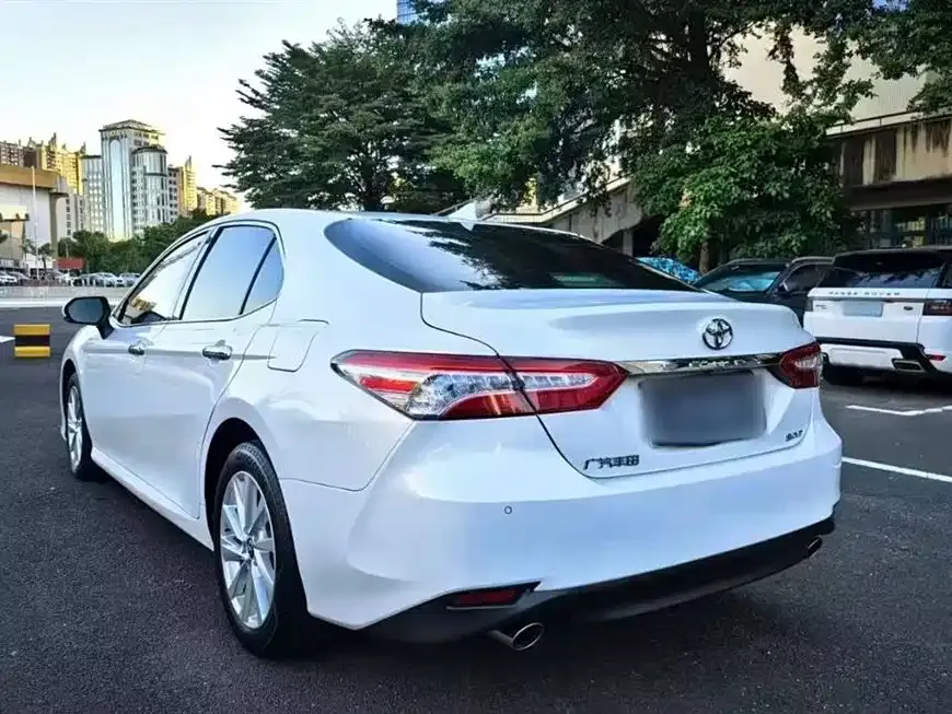 Toyota Camry 2022 из CN, фото 8