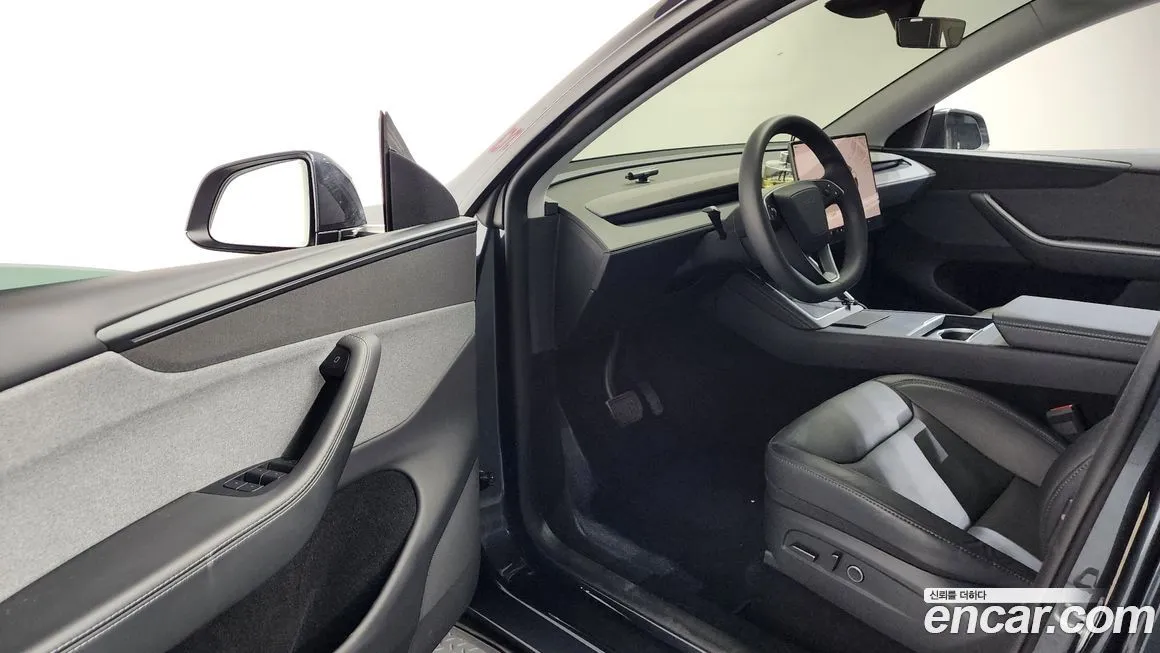 Tesla Model Y 2025 из KR, фото 8