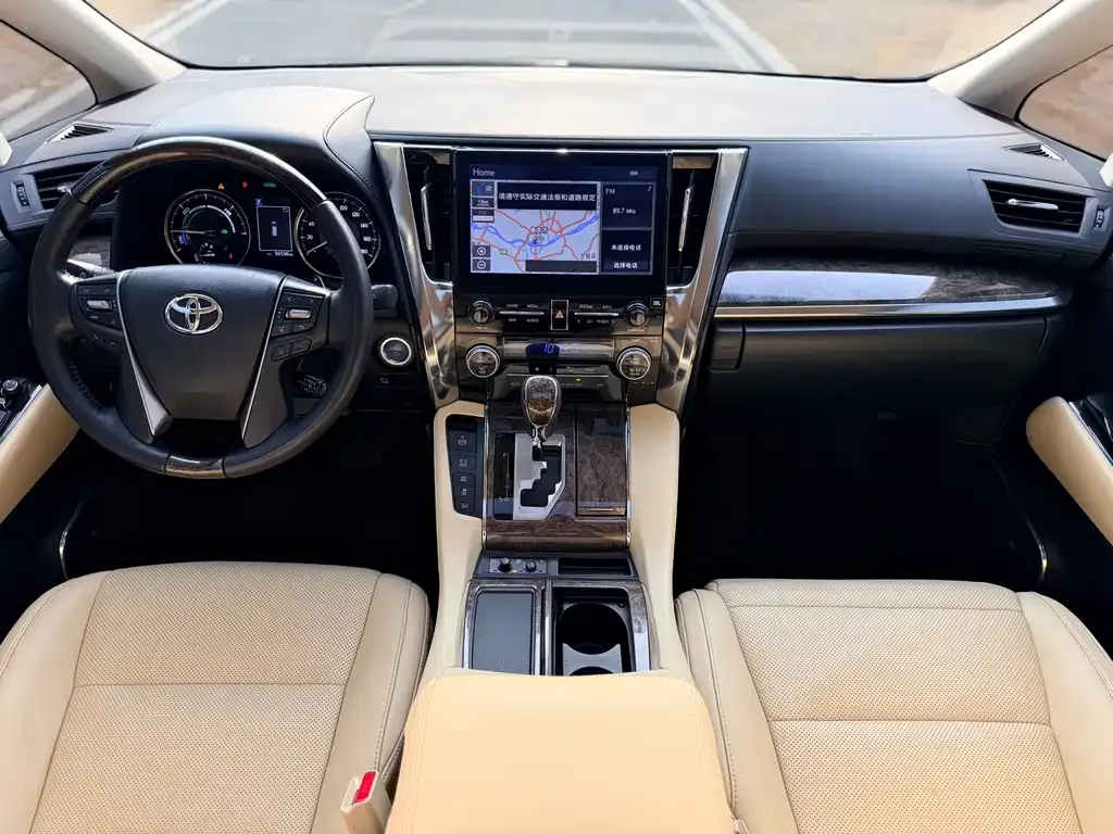 Toyota Alphard 2022 из CN, фото 7