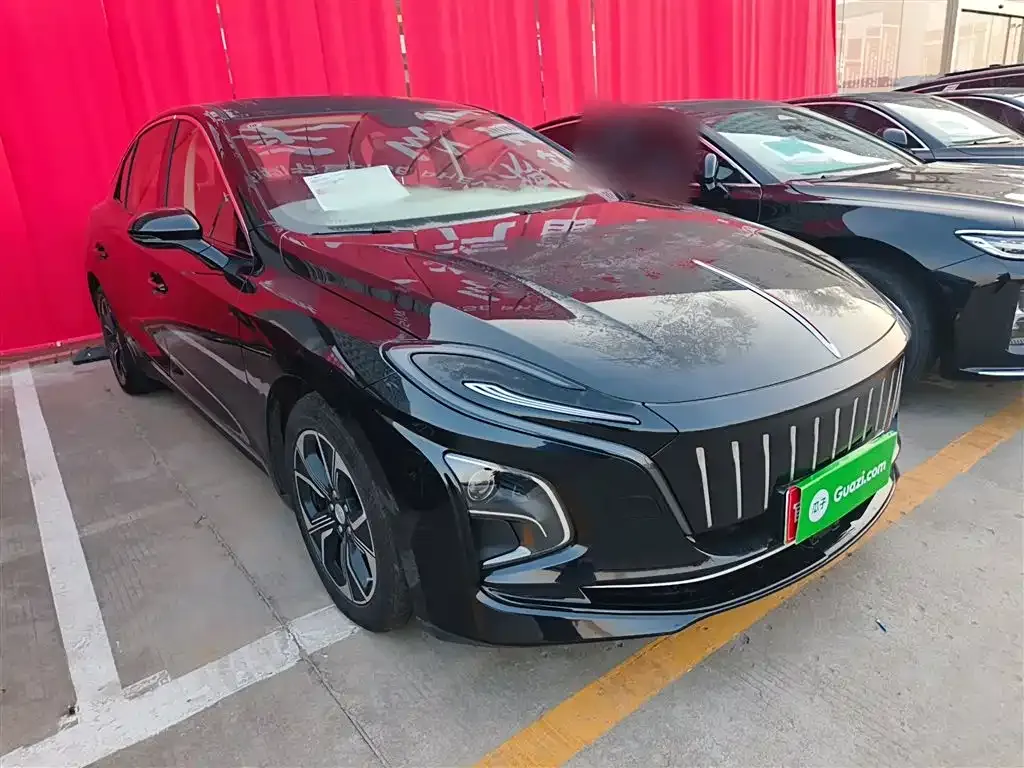 Hongqi E-QM5 2024 из CN, фото 4