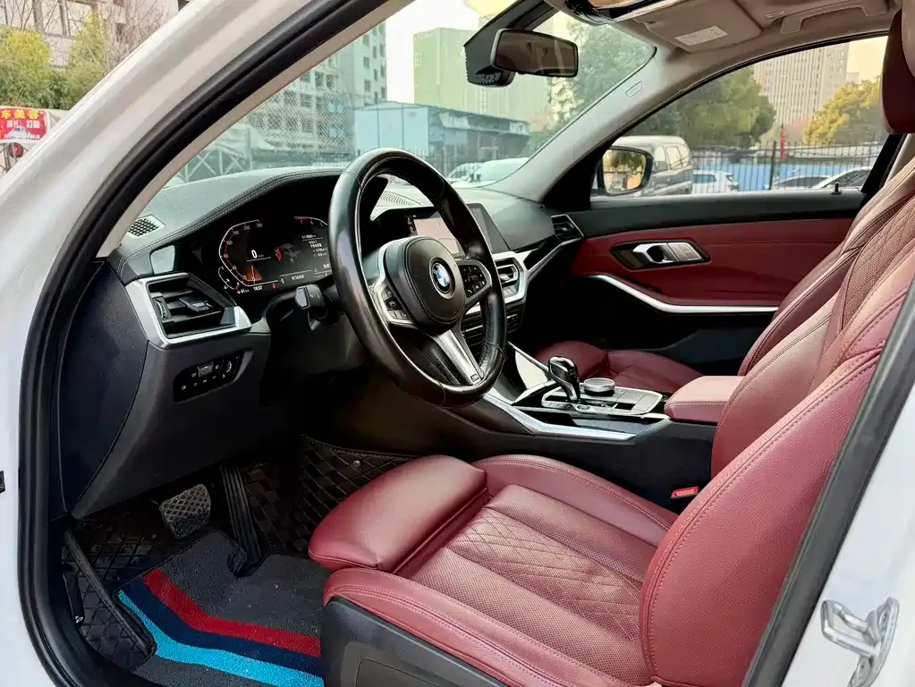 BMW 3 Series 2021 из CN, фото 5