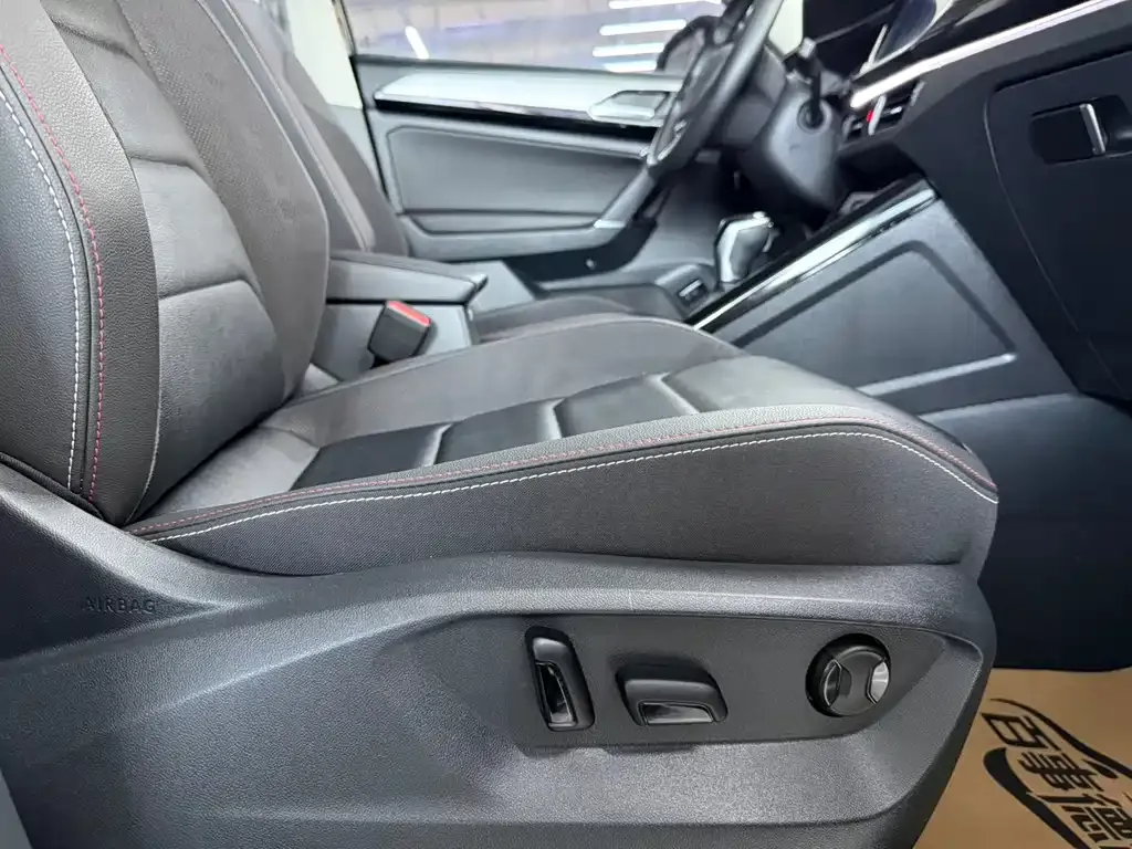 Volkswagen Tayron 2022 из CN, фото 10