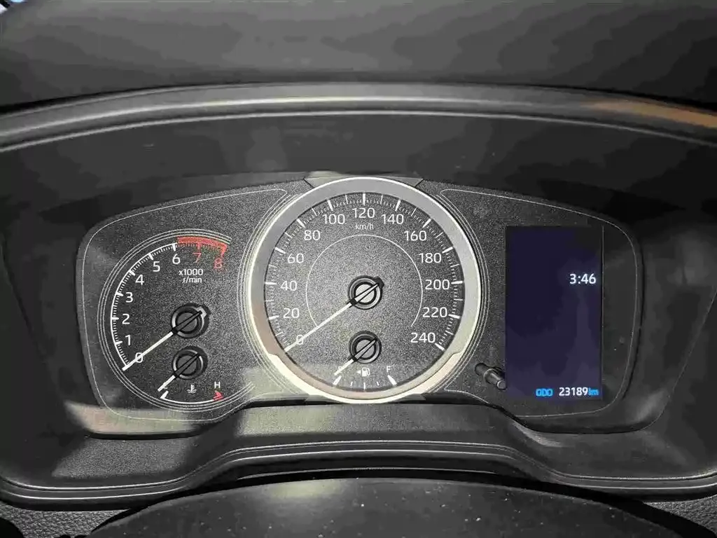 Toyota Corolla 2023 из CN, фото 7
