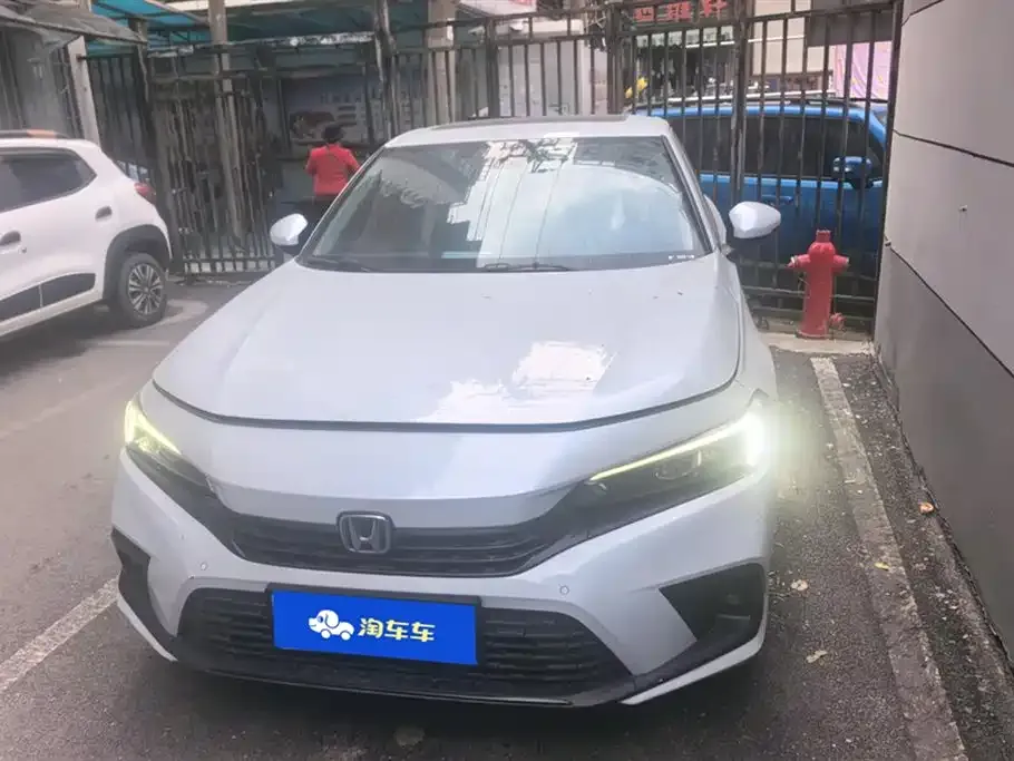 Honda Civic 2023 из CN, фото 5