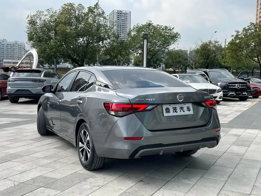 Nissan Sylphy 2022 из CN, фото 5