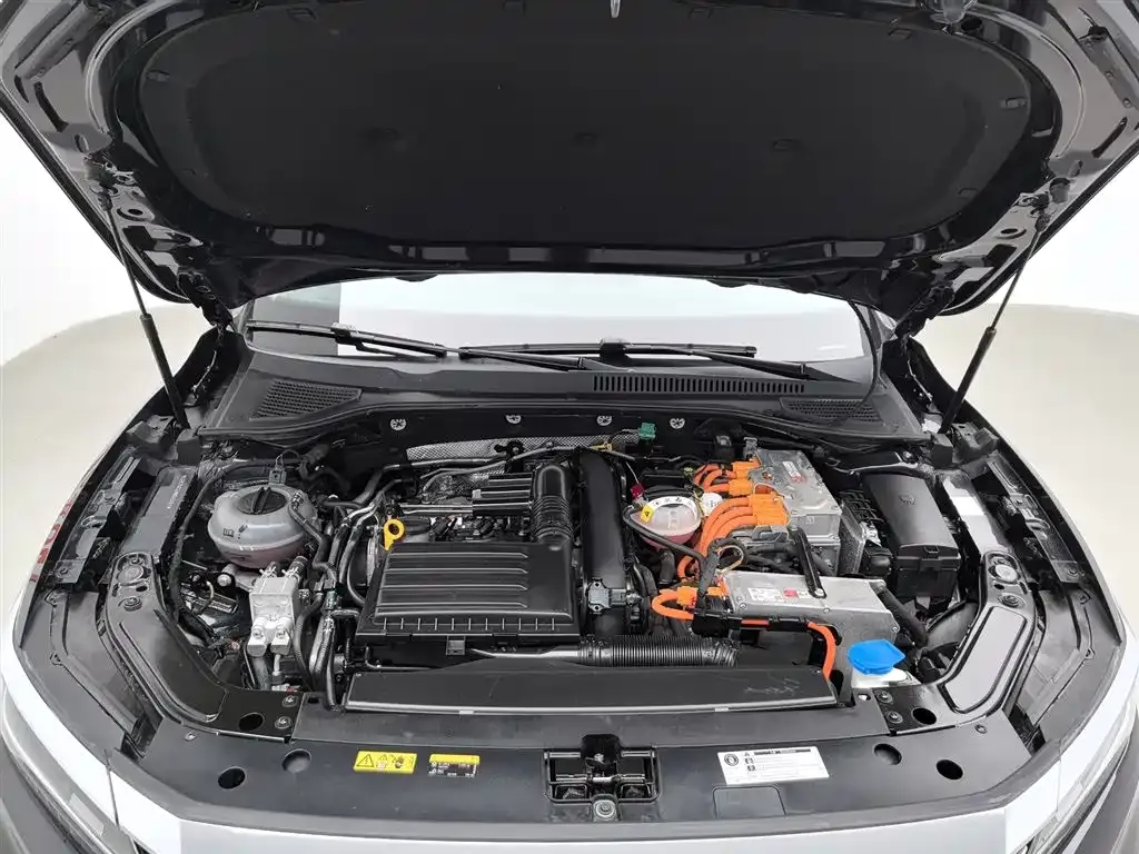 Volkswagen Passat New Energy 2021 из CN, фото 5