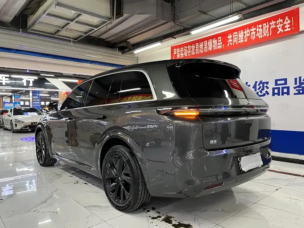 Li Auto L8 2023 из CN, фото 6