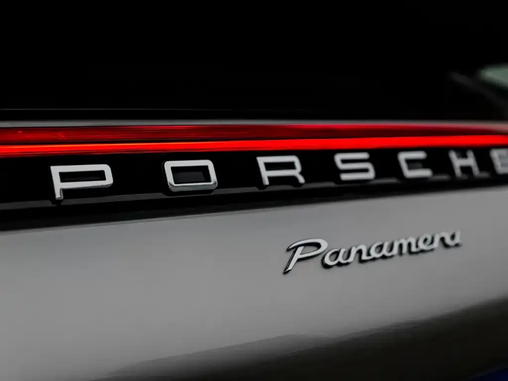 Porsche Panamera 2022 из CN, фото 2