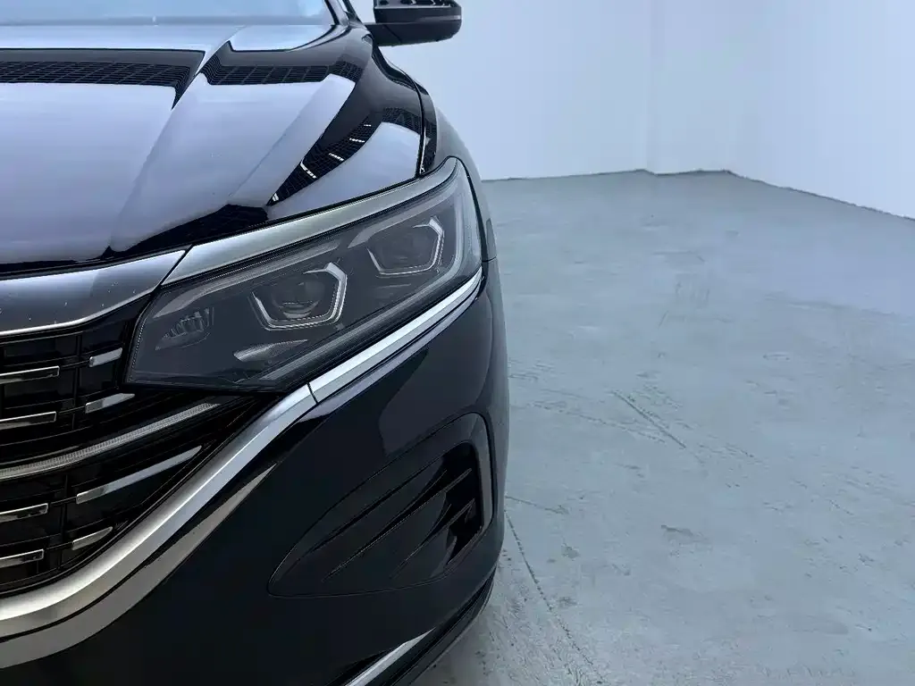 Volkswagen Passat 2024 из CN, фото 8