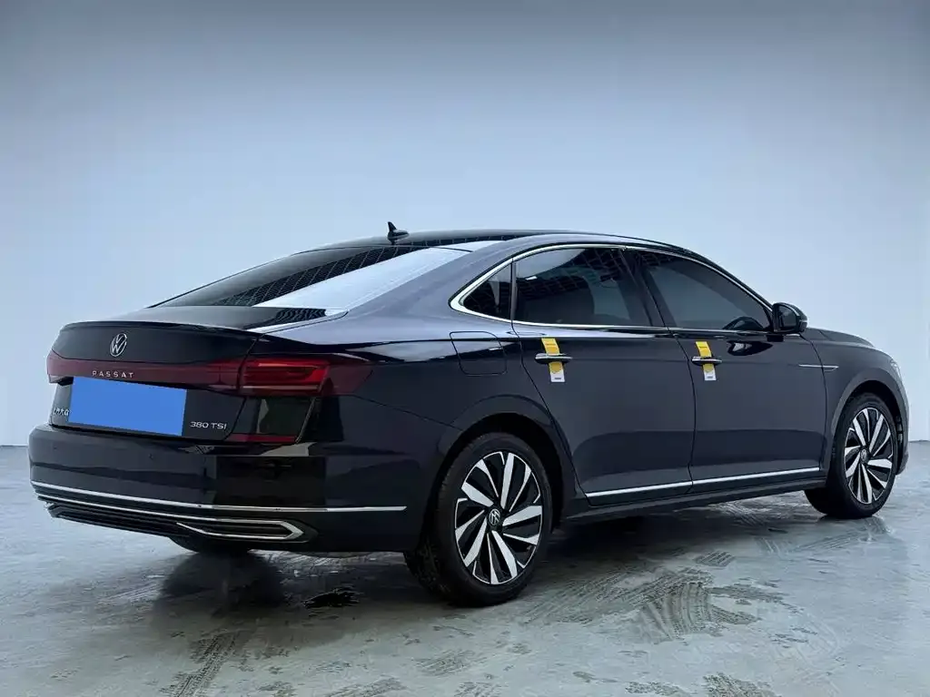 Volkswagen Passat 2024 из CN, фото 9
