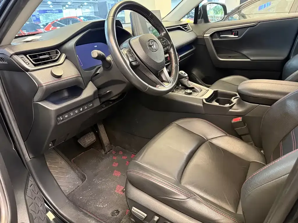 Toyota Wildlander New Energy 2021 из CN, фото 3