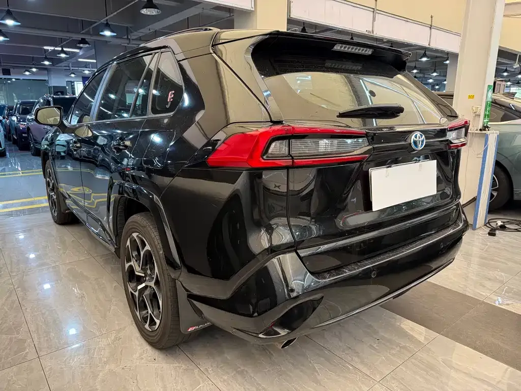 Toyota Wildlander New Energy 2021 из CN, фото 2
