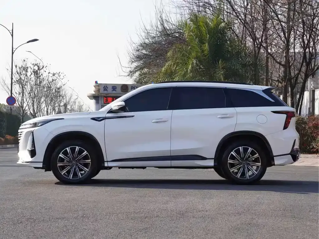 Changan CS75PLUS 2023 из CN, фото 10