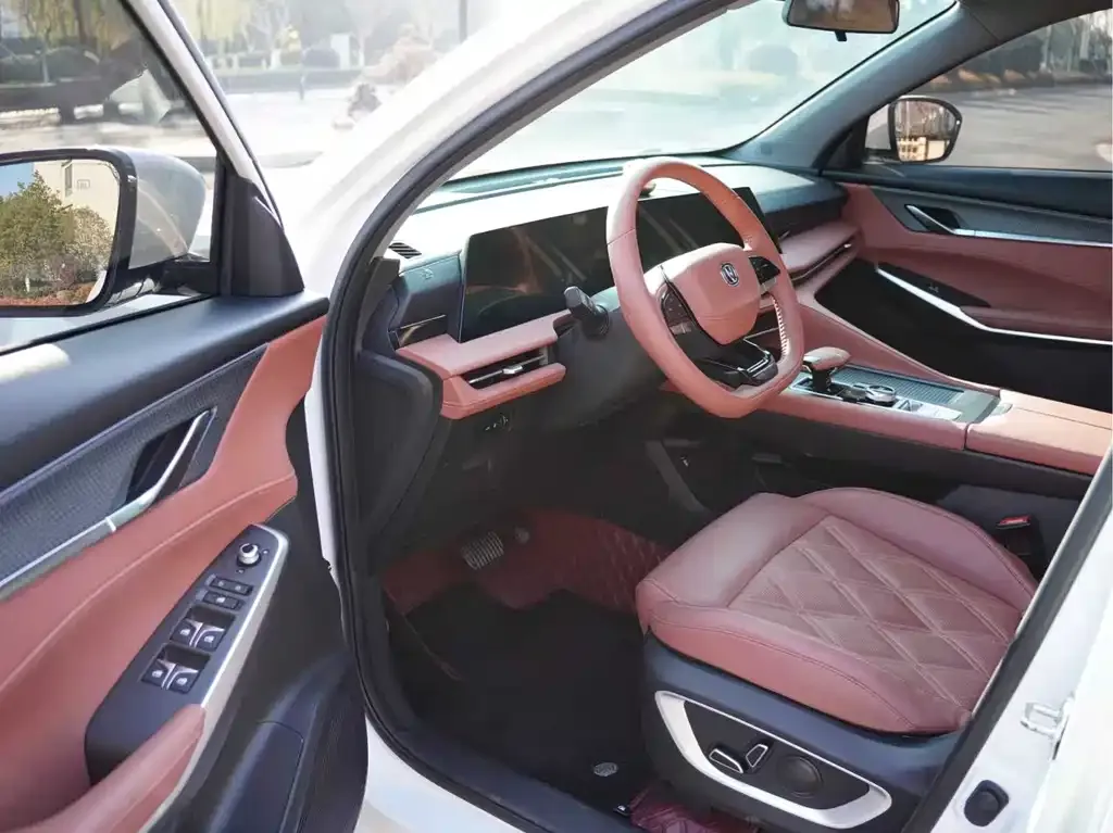 Changan CS75PLUS 2023 из CN, фото 4