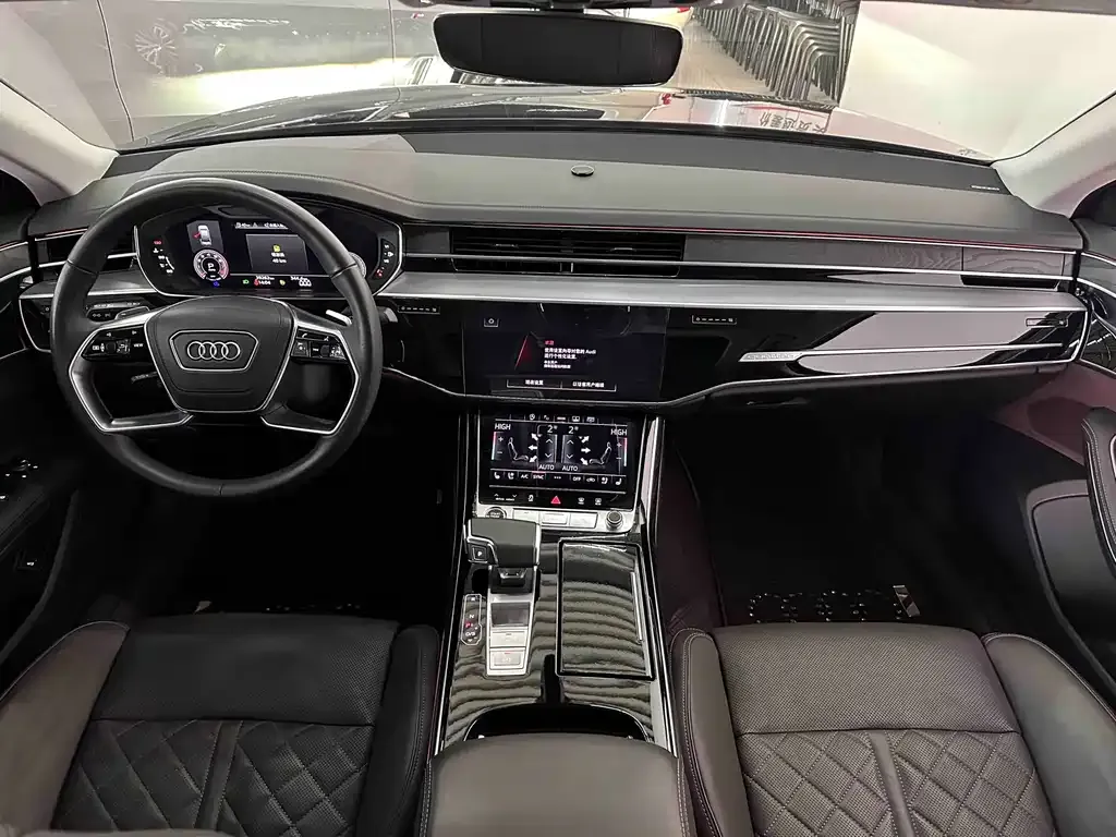 Audi A8 — фото 9