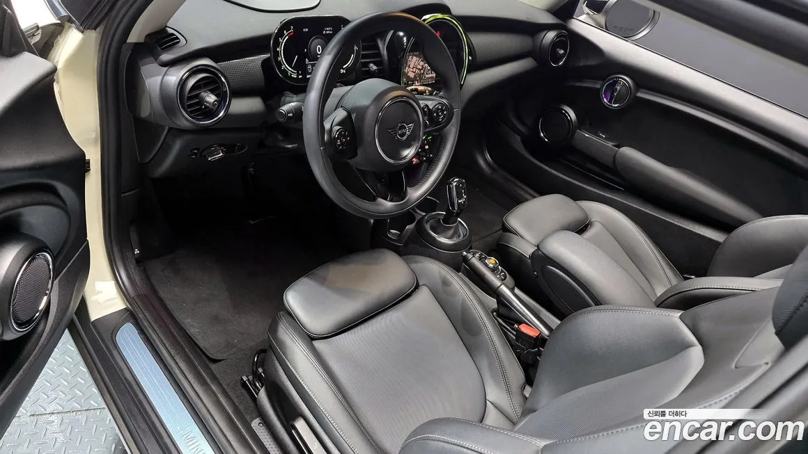 Mini Cooper 2021 из KR, фото 7