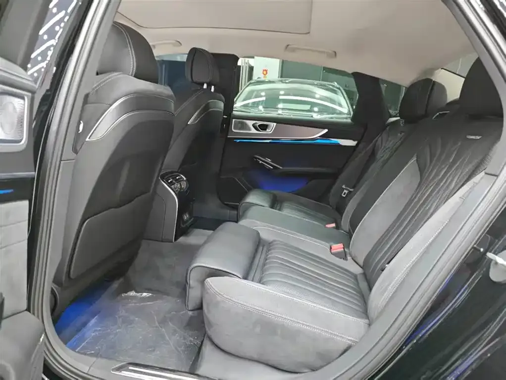 Hongqi H9 2024 из CN, фото 2