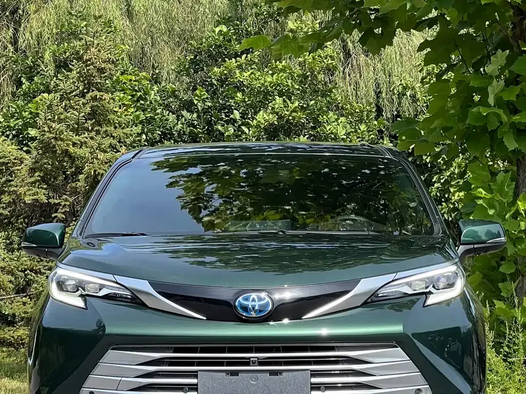 Toyota Sienna 2022 из CN, фото 6