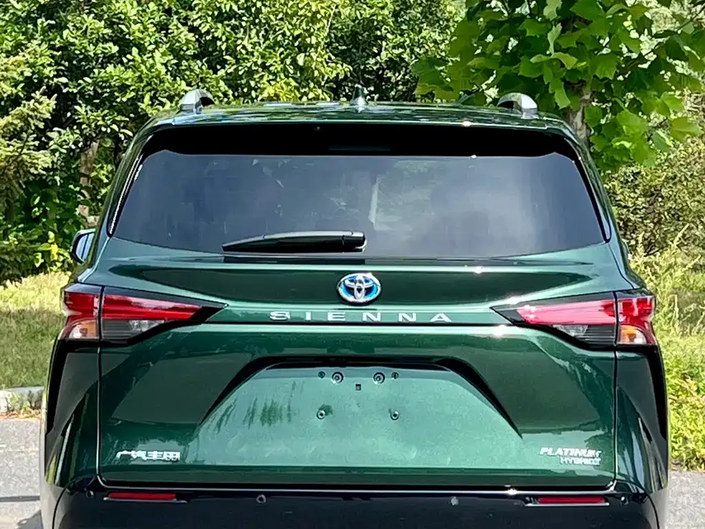 Toyota Sienna 2022 из CN, фото 5