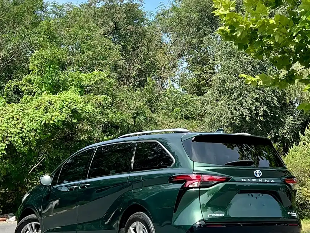 Toyota Sienna 2022 из CN, фото 8