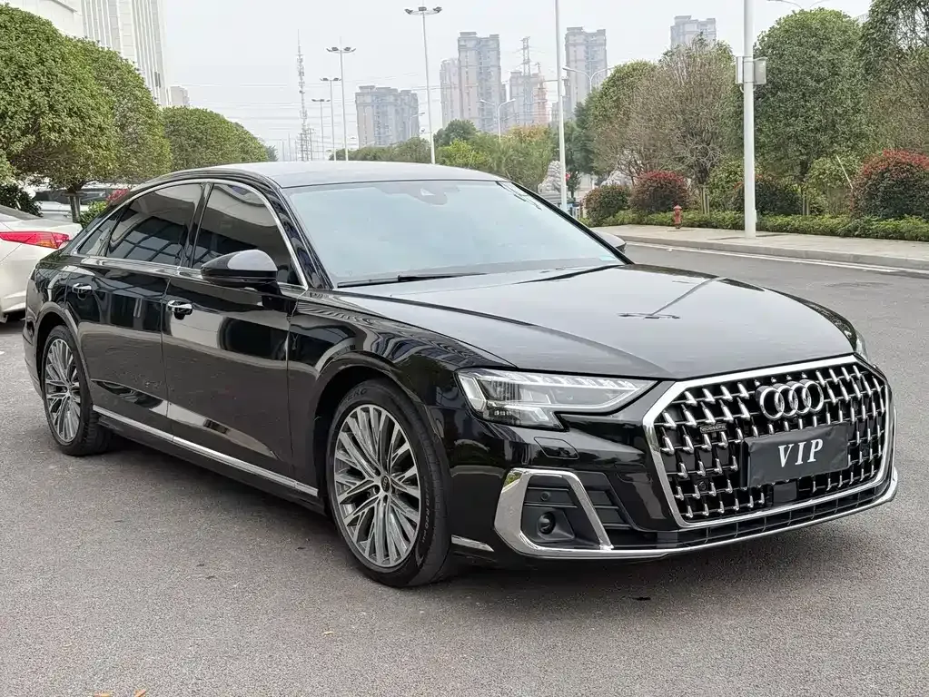 Audi A8 2024 из CN, фото 8