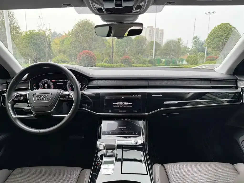Audi A8 2024 из CN, фото 6