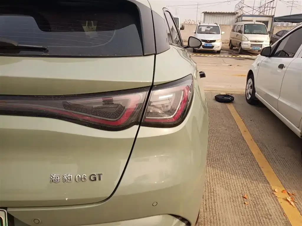 BYD Seal 06GT — фото 7