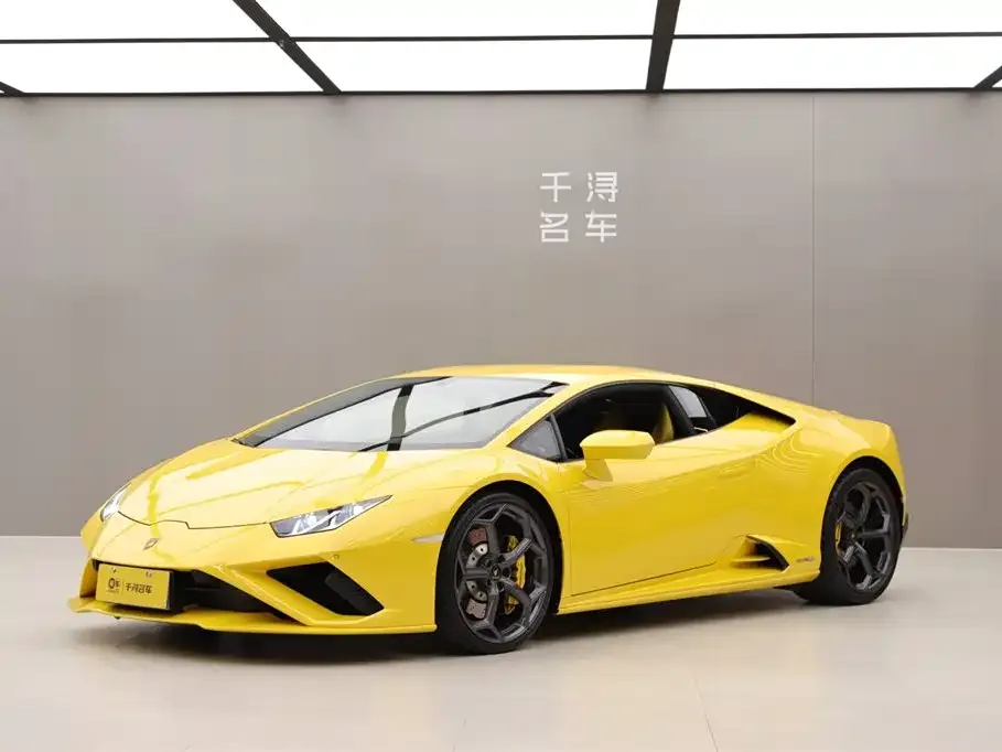 Lamborghini Huracan — фото 1