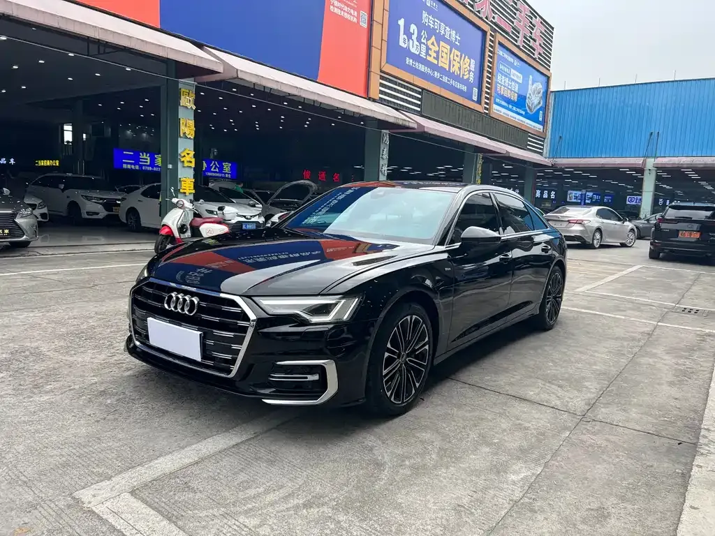 Audi A6L 2023 из CN, фото 1