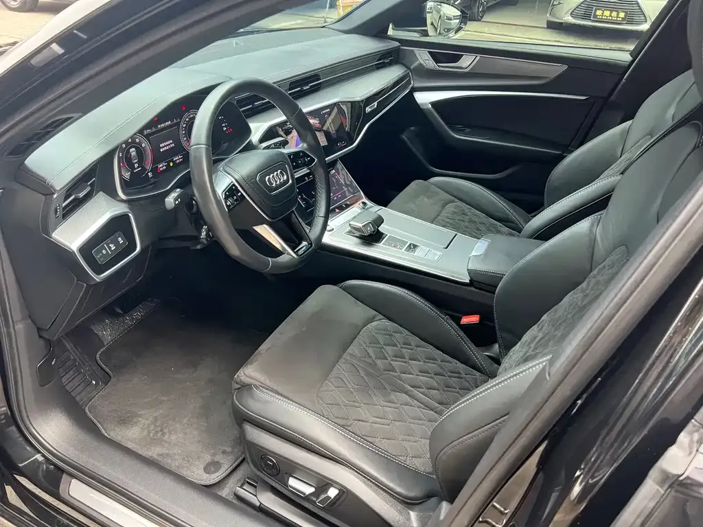 Audi A6L 2023 из CN, фото 5