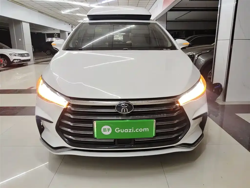 BYD MAX New Energy 2022 из CN, фото 3