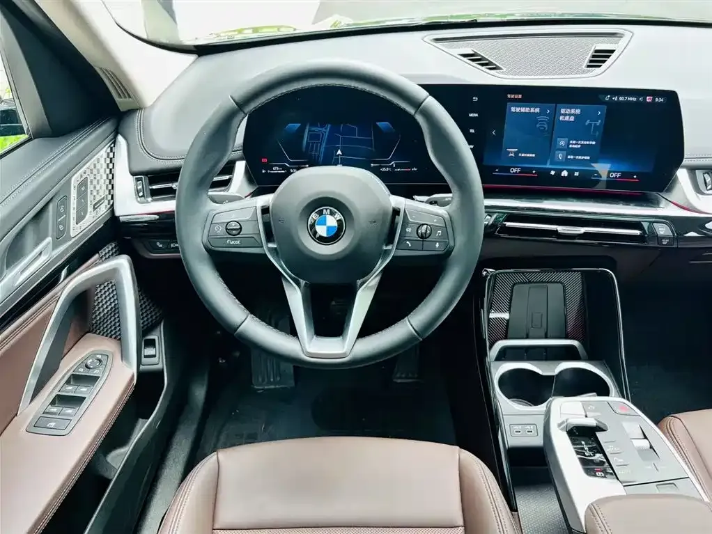 BMW X1 2024 из CN, фото 8