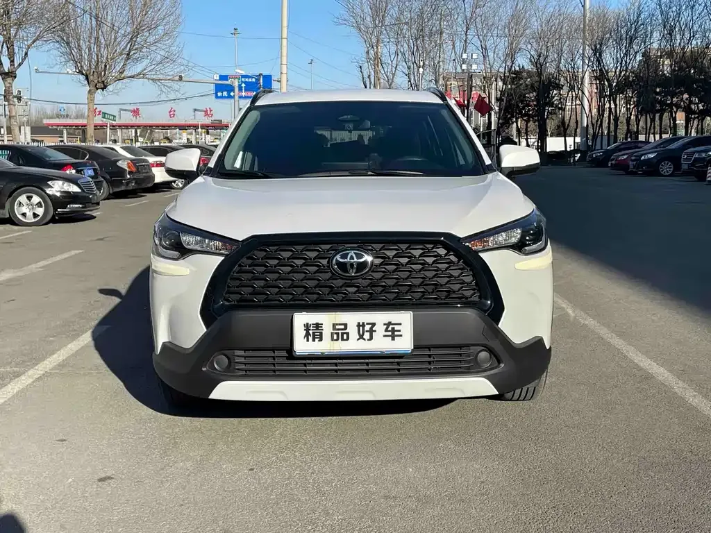 Toyota Corolla Cross 2024 из CN, фото 1