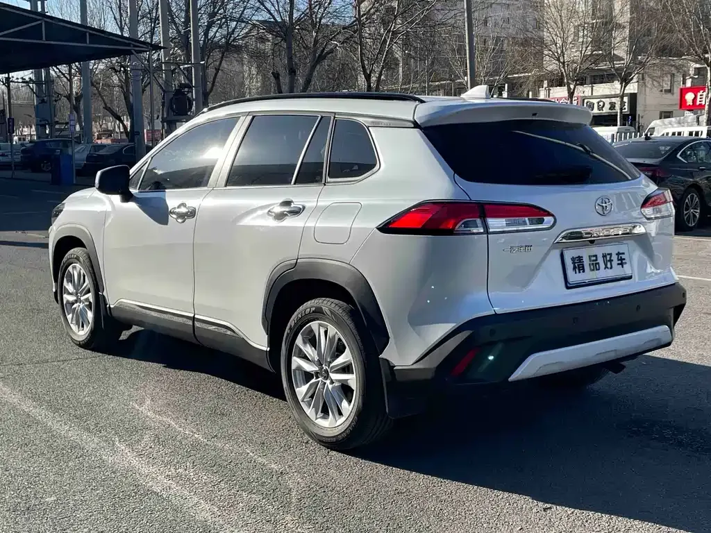 Toyota Corolla Cross 2024 из CN, фото 7