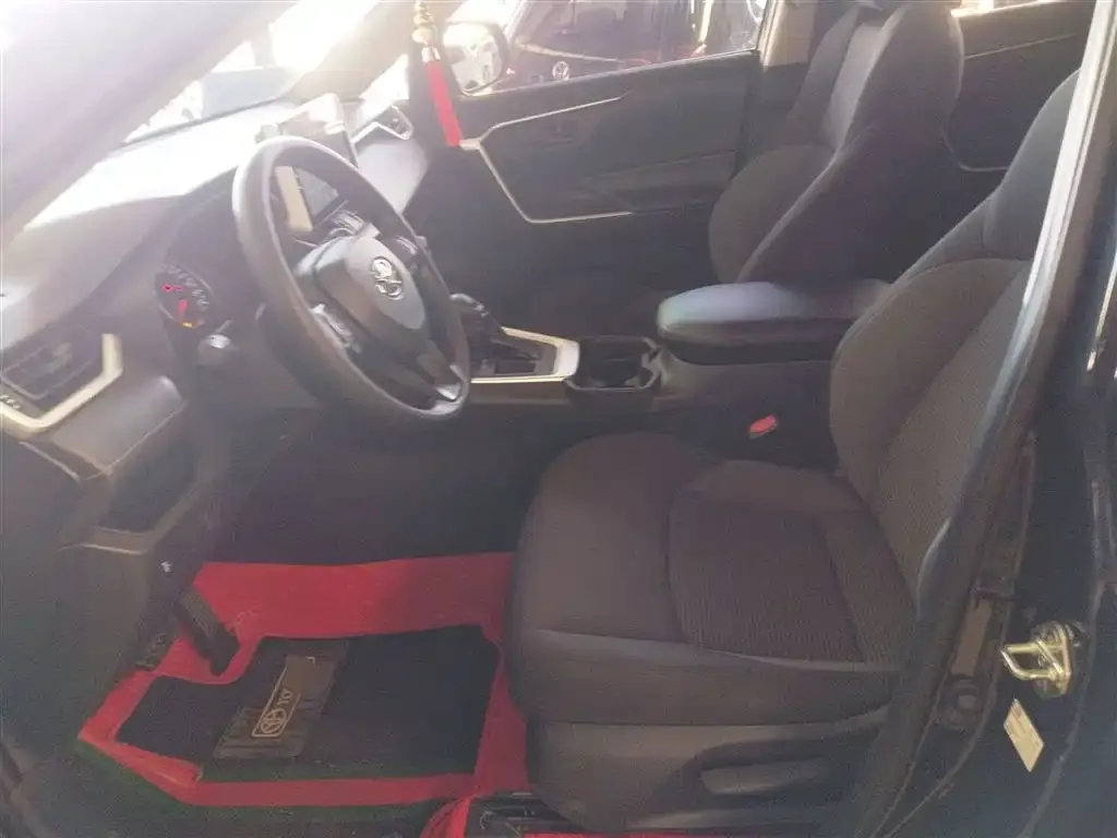 Toyota Wildlander 2023 из CN, фото 7