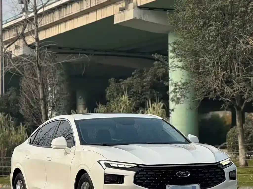 Ford Mondeo 2022 из CN, фото 3