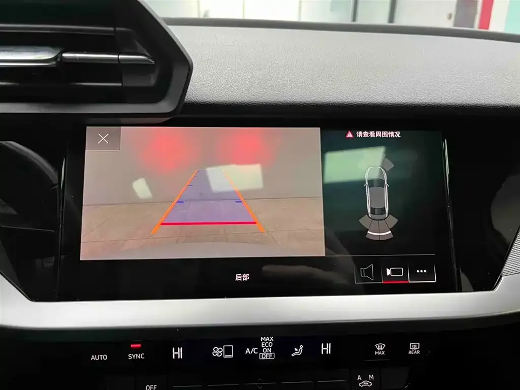 Audi A3 2023 из CN, фото 4