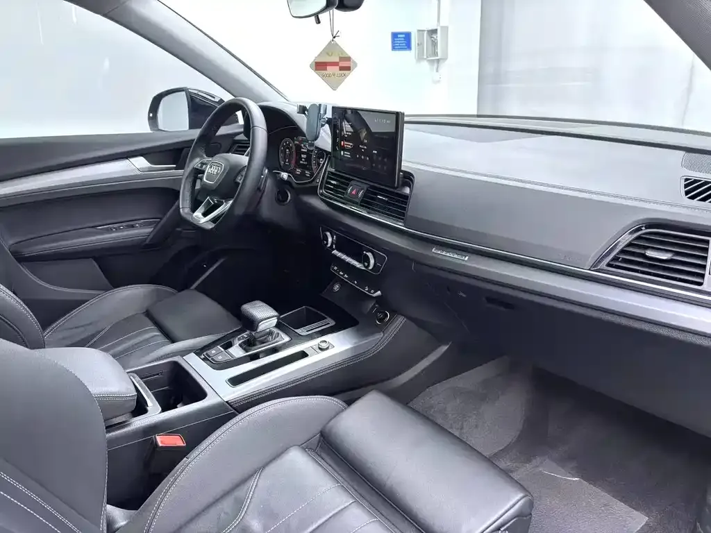 Audi Q5L 2021 из CN, фото 9