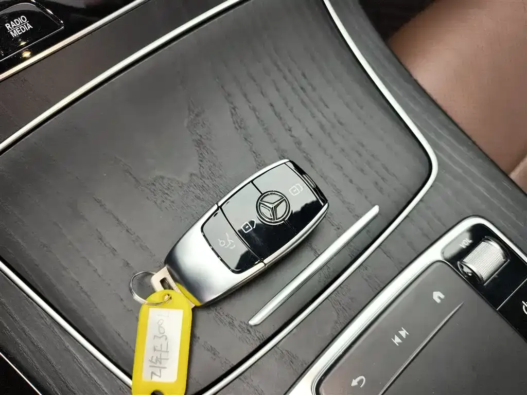 Mercedes-Benz E-Class 2021 из CN, фото 4