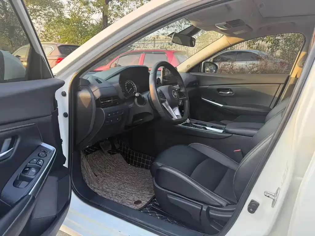 Nissan Sylphy 2022 из CN, фото 2