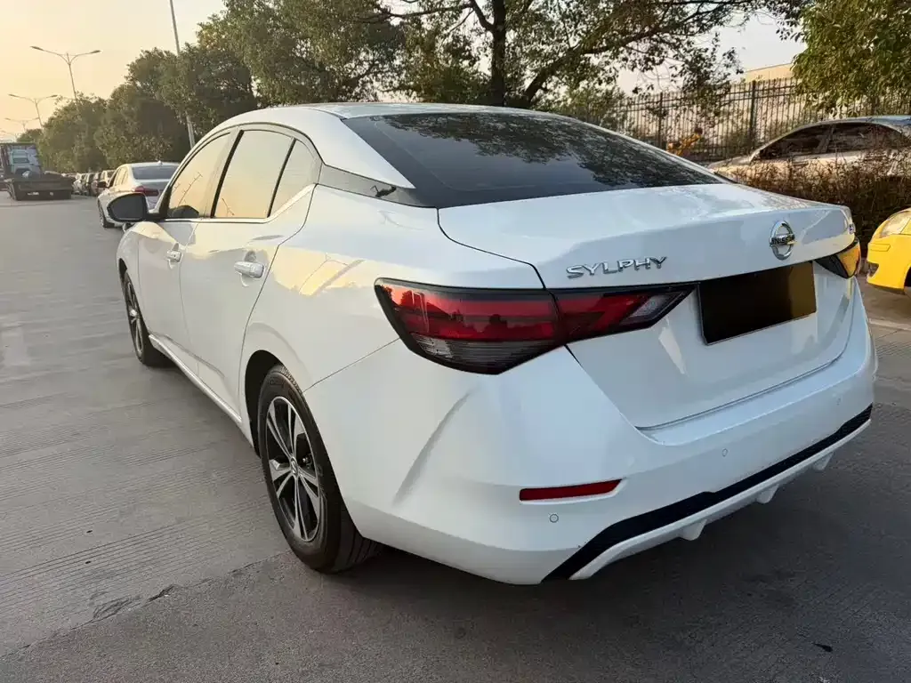 Nissan Sylphy 2022 из CN, фото 7