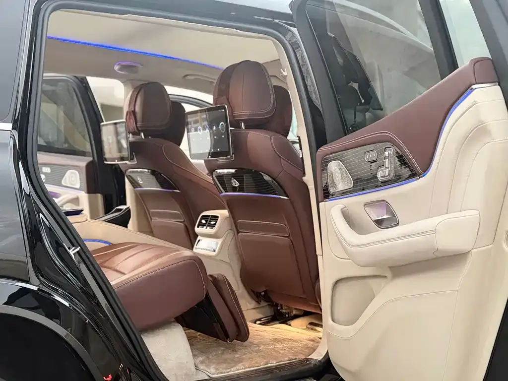 Mercedes-Benz GLS — фото 8