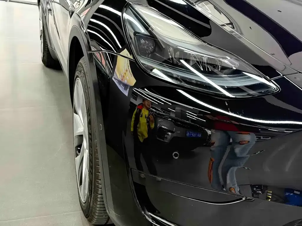 Tesla Model Y 2023 из CN, фото 10