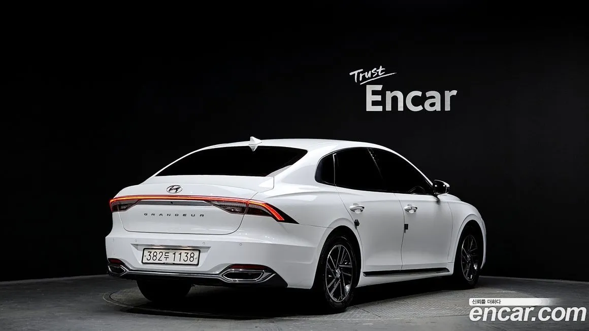 Hyundai Grandeur 2021 из KR, фото 2